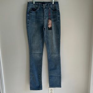 NWT Laurie Felt Los Angeles Silky Skinny Jeans